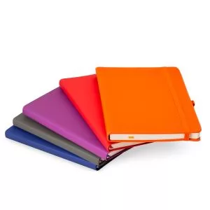Bloco de Anotações com Pautas Personalizado | Dimensões (L x A x P): 13.3 x 17.7 x 1.9 | Peso = 215 g