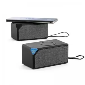 Caixa de Som com Carregador Wireless Personalizada | Dimensões (L x A x P): 10.8 x 5.6 x 5.4 | Peso = 270 g
