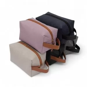 Nécessaire Personalizada | Dimensões (L x A x P): 21.8 x 11.0 x 11.0 | Peso = 65 g